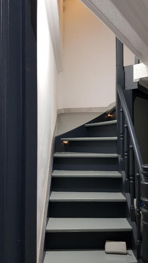 Ferienwohnung Le Petit Luxembourg Montignies-sur-Sambre Exterior foto